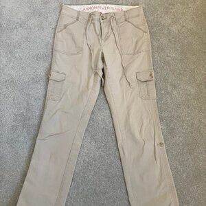 Canyon River Blues, Cargo khakis, Size 6